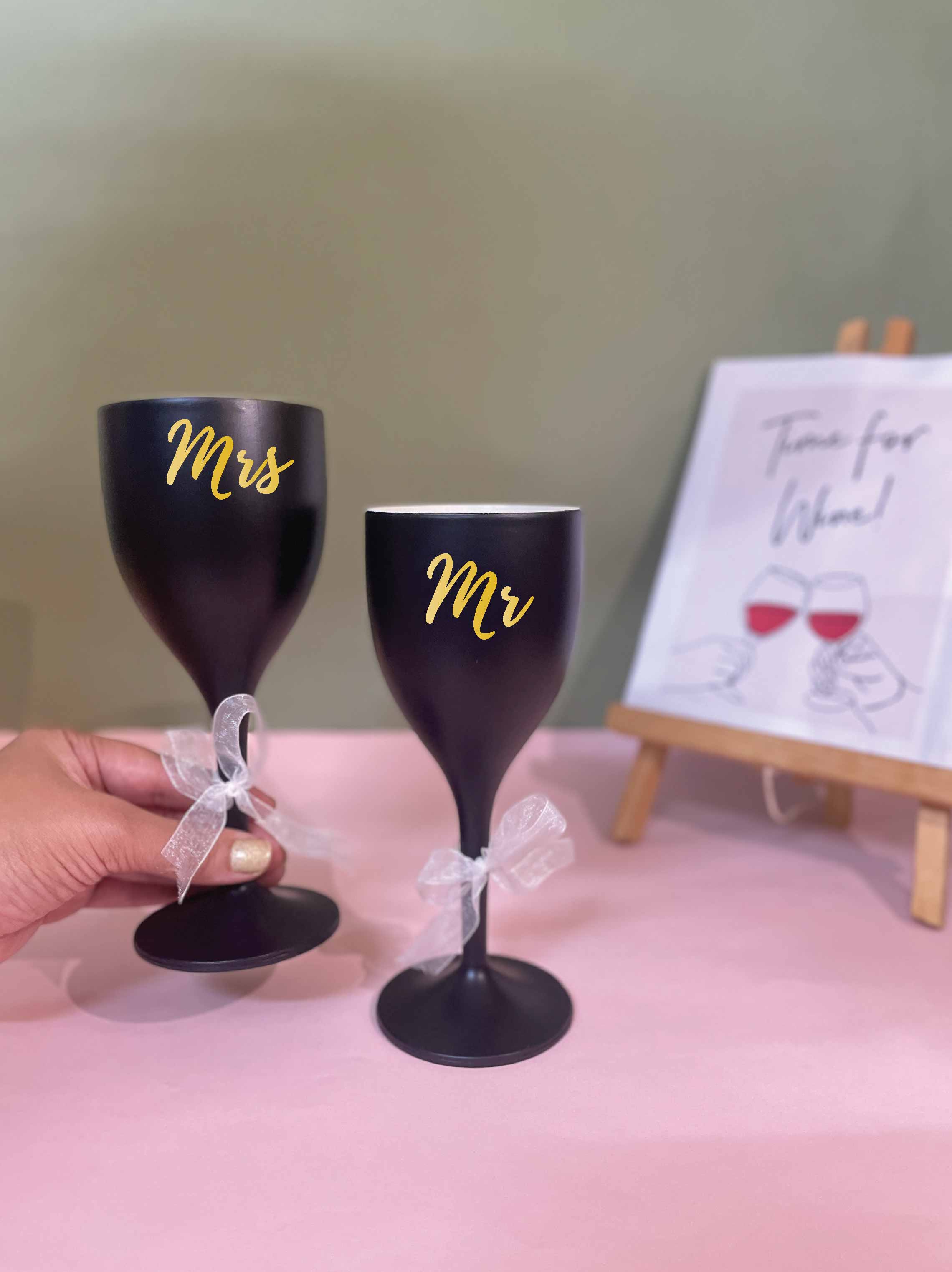 Non Breakable Couple Wine Glass Gift Set - Mr. & Mrs Wine Glasses - Set of 2 - Matte Black