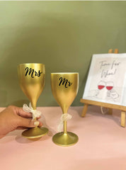 Non Breakable Couple Wine Glass Gift Set - Mr. & Mrs Wine Glasses - Set of 2 - Gold