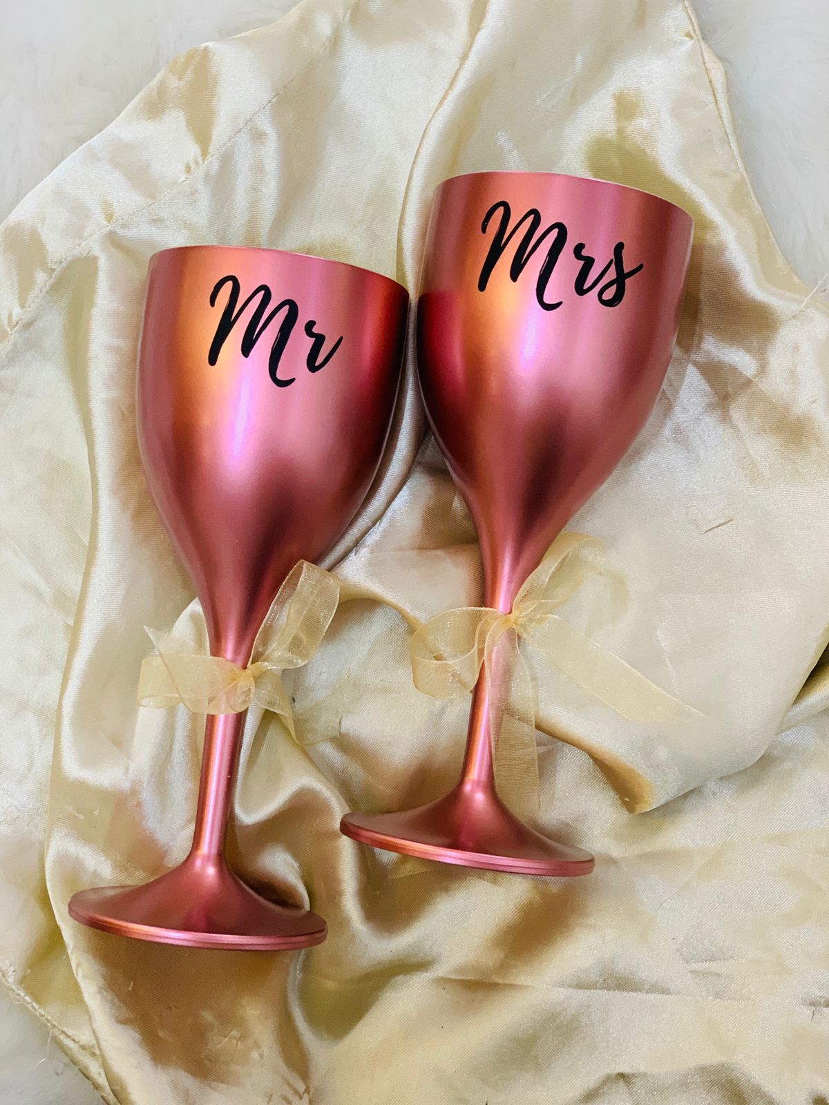 Non Breakable Couple Wine Glass Gift Set - Mr. & Mrs Wine Glasses - Set of 2 - Rose Gold