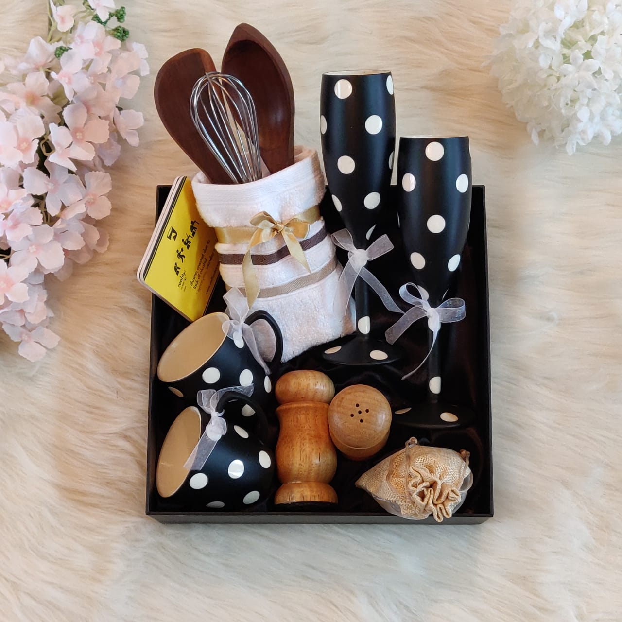 Cheers to New Beginnings! Gift Box