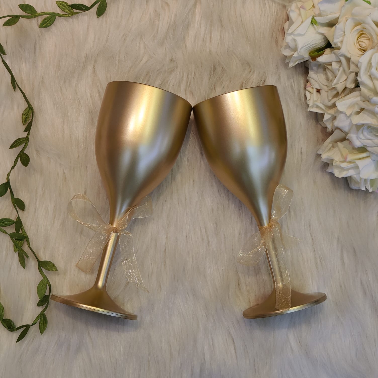 Non Breakable Wine Glass Gift Set - Gold
