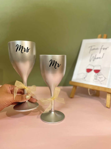 Non Breakable Couple Wine Glass Gift Set - Mr. & Mrs Wine Glasses - Set of 2 - Silver