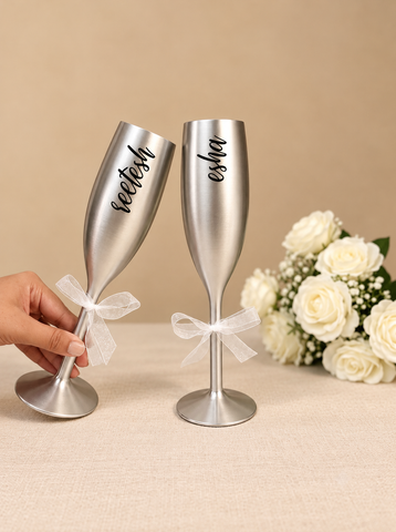 Unbreakable Champagne Flutes with Customisable Name - Set of 2 silver