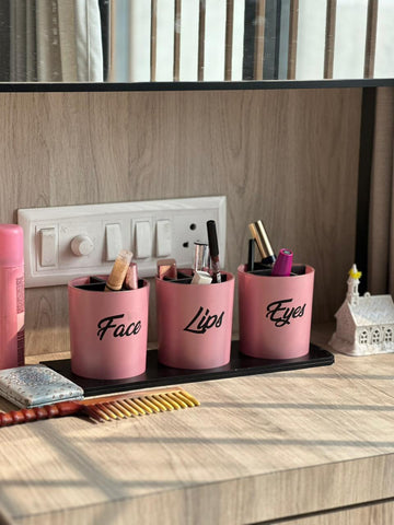 All-in-Glam Organizer
