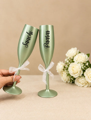 Unbreakable Champagne Flutes with Customisable Name - Set of 2 Mint Green