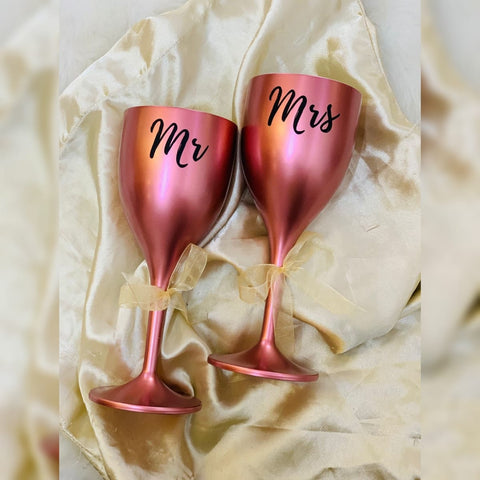 Non Breakable Couple Wine Glass Gift Set - Mr. & Mrs Wine Glasses - Set of  2 - Gold, StallionBarware