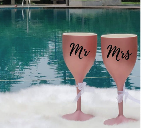 Non Breakable Couple Wine Glass Gift Set - Mr. & Mrs Wine Glasses - Set of 2 - Rose Gold