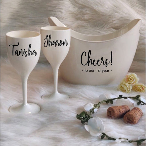 CHEERS TO THE YEARS, Non Breakable Wine Glass Gift Set With Chilling Bucket -White