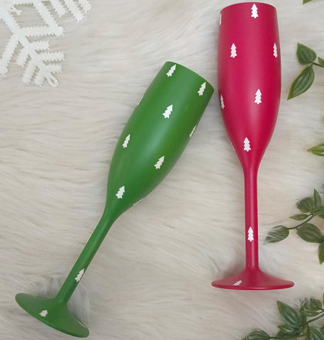 Green and Red Wine Glasses - Christmas Themed - Set of 2